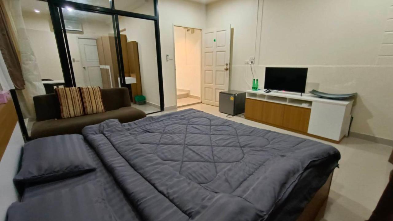 公寓 Happy Corner House